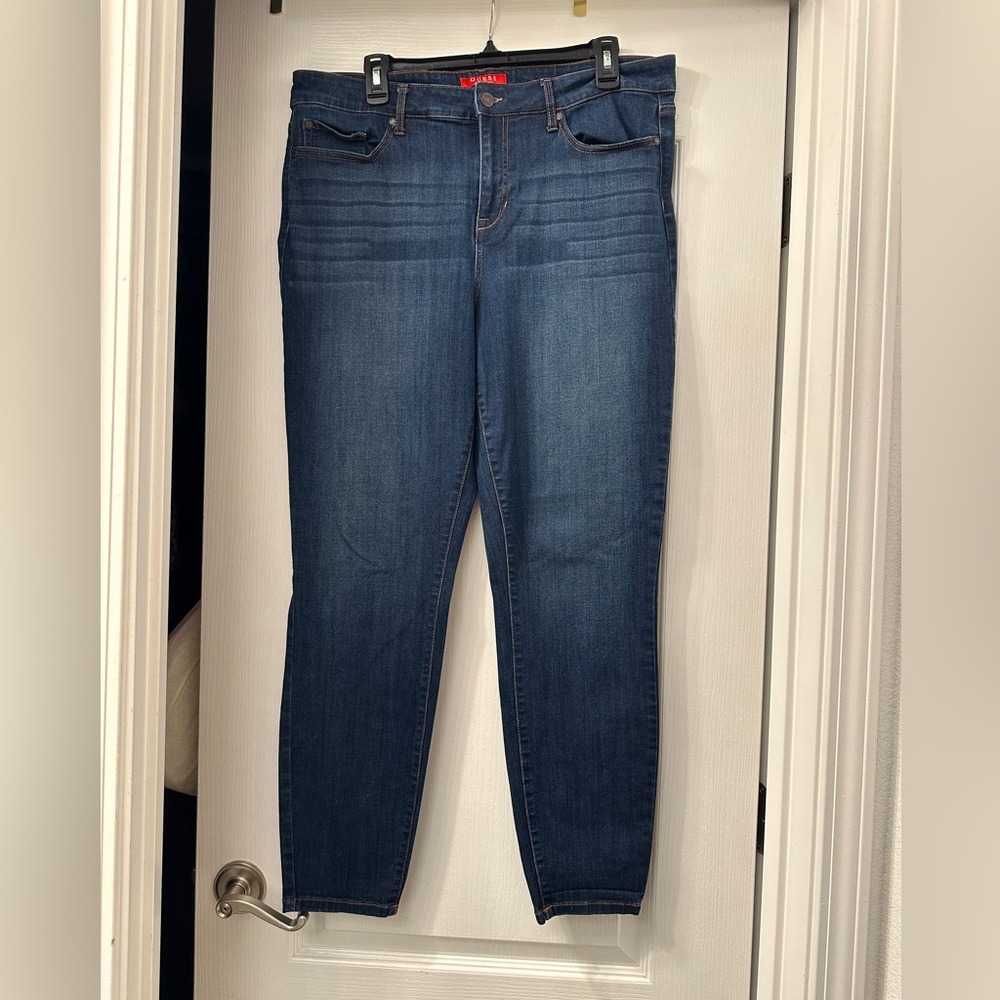 Guess women’s jeans size 34